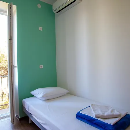 بيت شباب Trobenta In Oblak