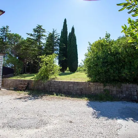 Trobenta In Oblak Hostel *