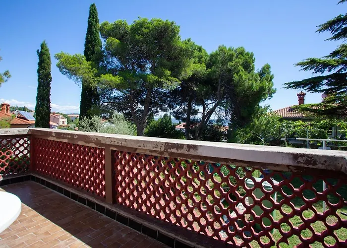 Albergue Trobenta In Oblak *