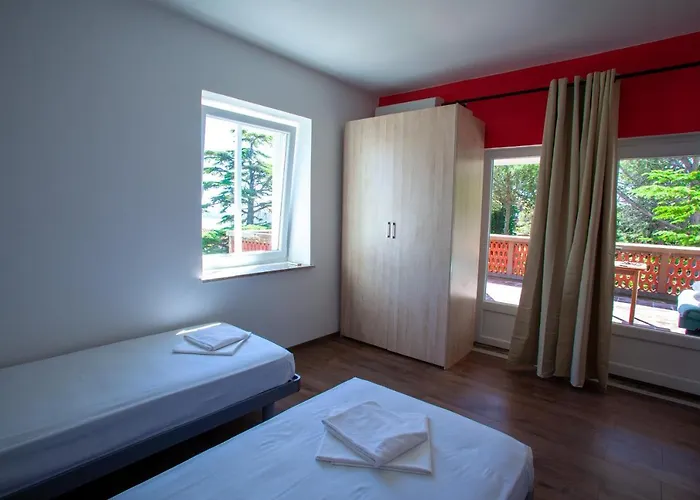 Hostel Trobenta In Oblak *