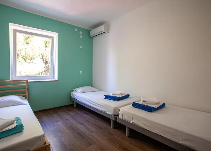 Hostel Trobenta In Oblak *