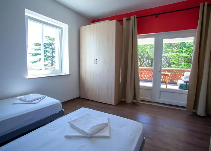 Trobenta In Oblak Hostel