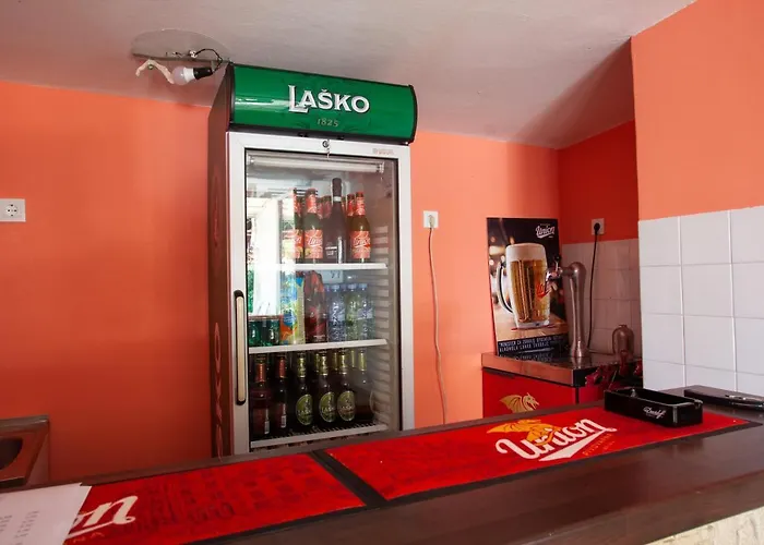 Trobenta In Oblak Albergue Portorož