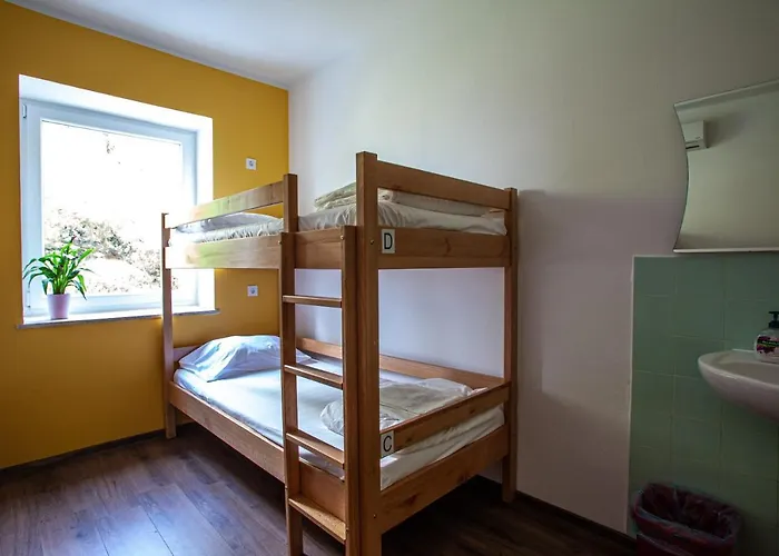 Albergue Trobenta In Oblak *